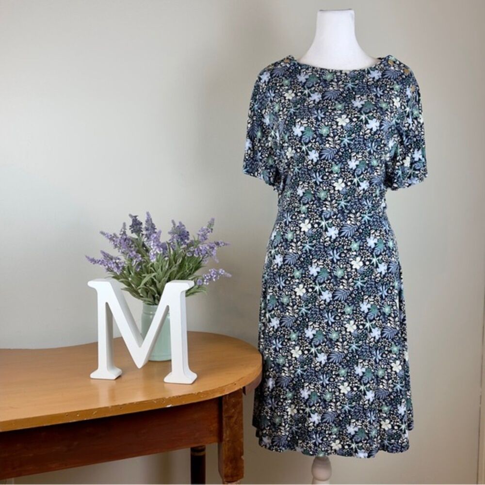 Loft Floral Flutter Sleeve Dress Knee Length Dress - Size 6